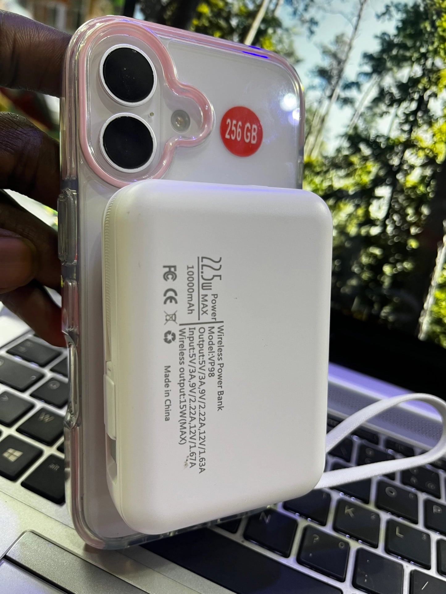 MINI POWER BANK MAGNÉTIQUE QI - 10000MAH - CHARGEUR SANS FIL