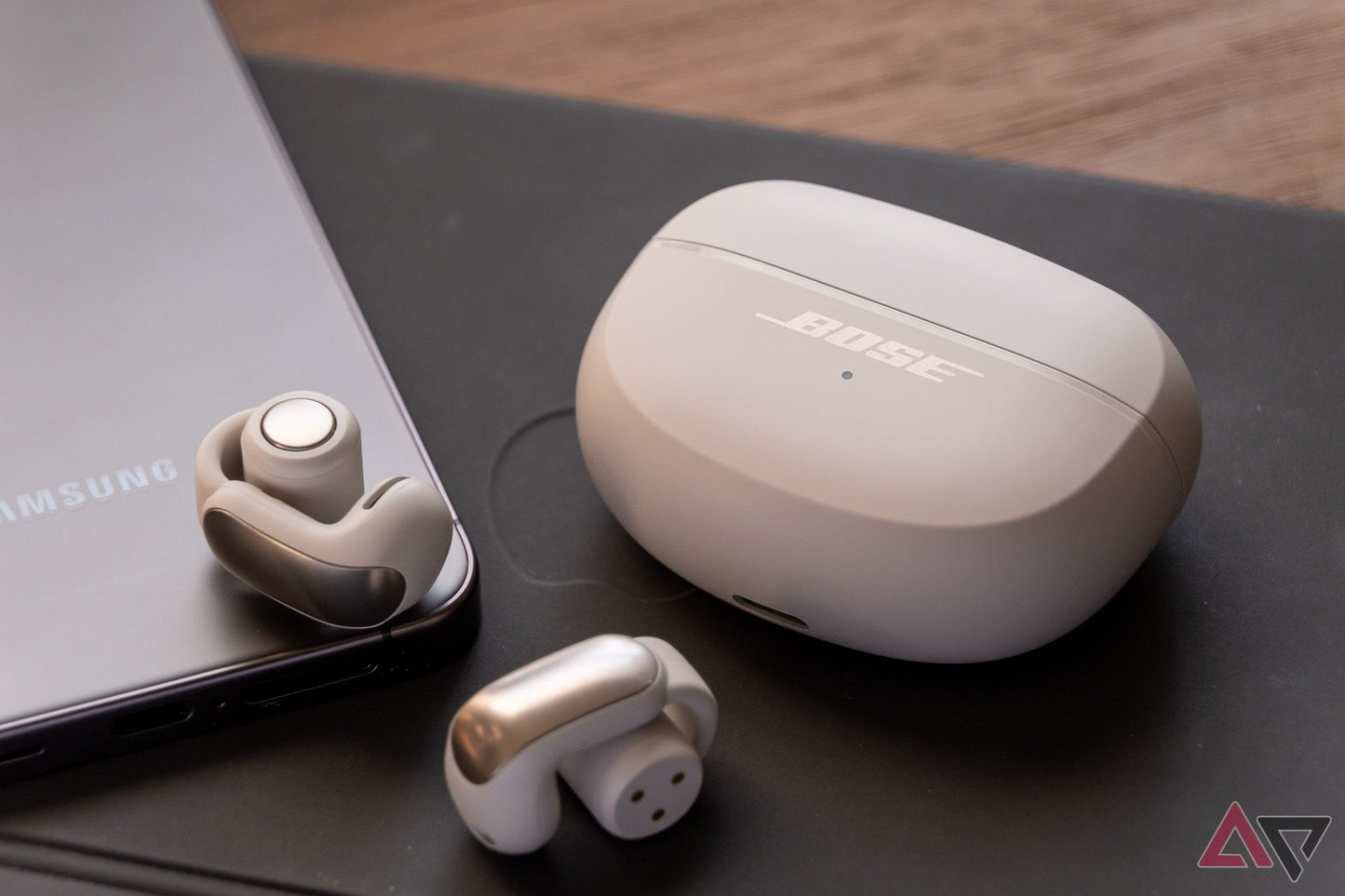 Bose Ultra Open Earbuds – Liberté, confort et un son exceptionnel à oreilles ouvertes