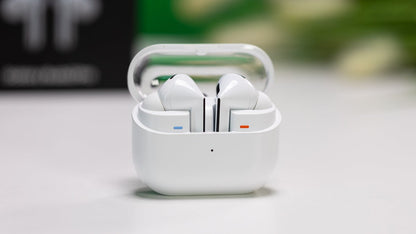 AirPods 4 – Plus puissants, plus intelligents, toujours aussi simples
